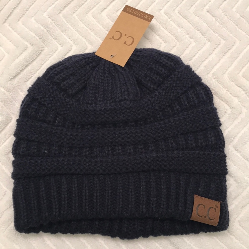 CC Beanie no Pom
